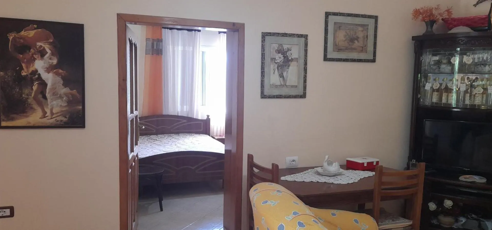 Honey-House “Kastrioti” Apartment Permet