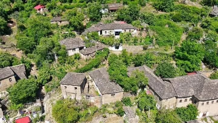 Honey-House “Kastrioti” Appartement Përmet