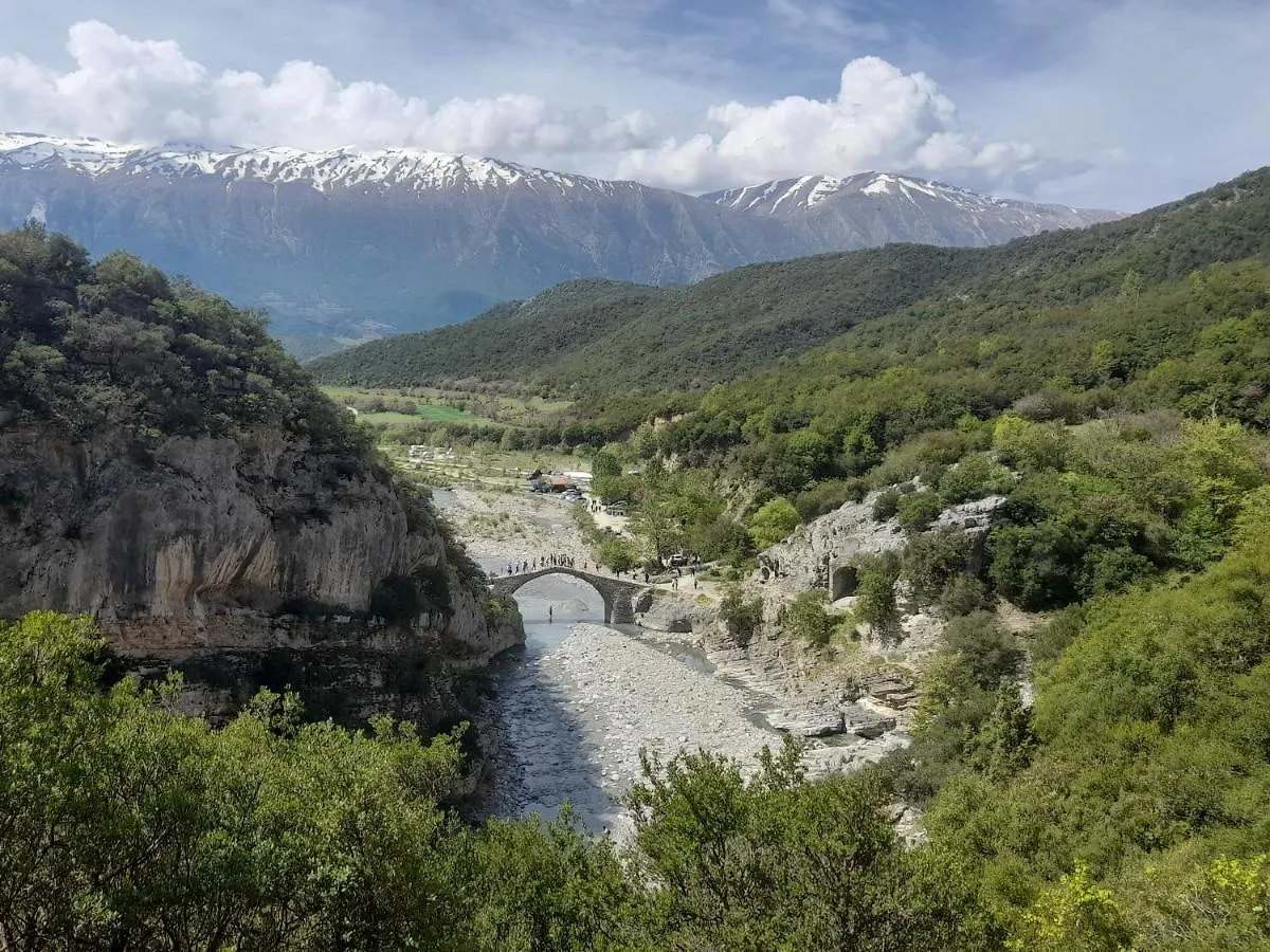Rum i privatbostad Honey-House “Kastrioti” Lägenhet Përmet Albanien