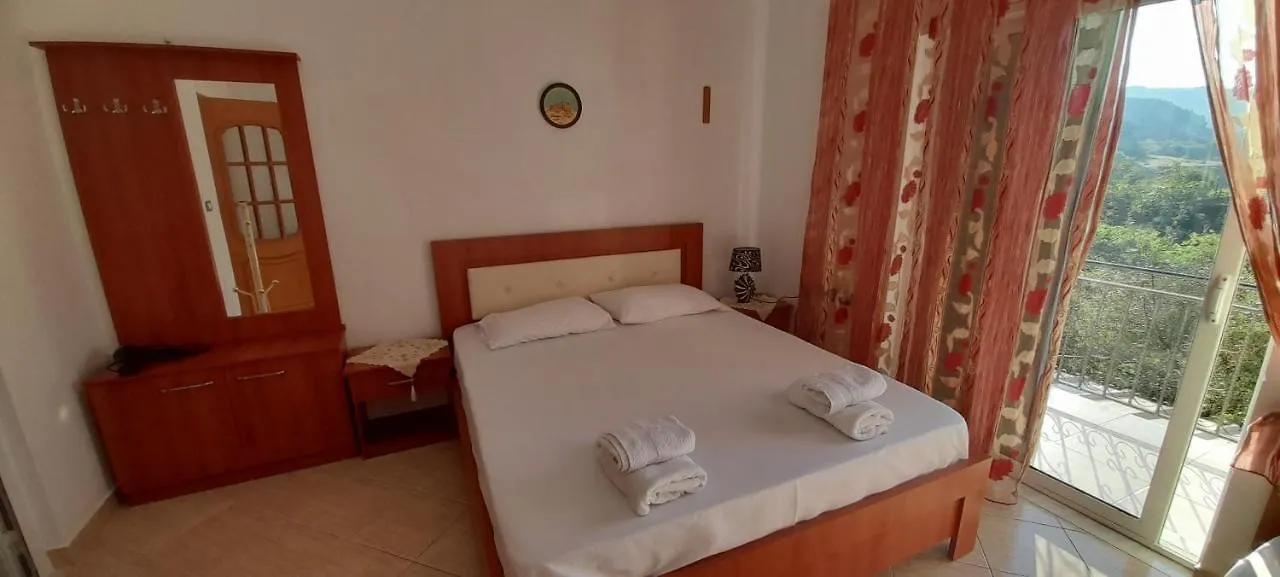 Honey-House “Kastrioti” Appartement Përmet