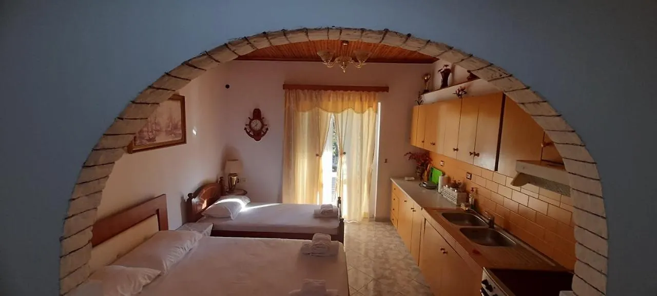 Honey-House “Kastrioti” Appartement Përmet