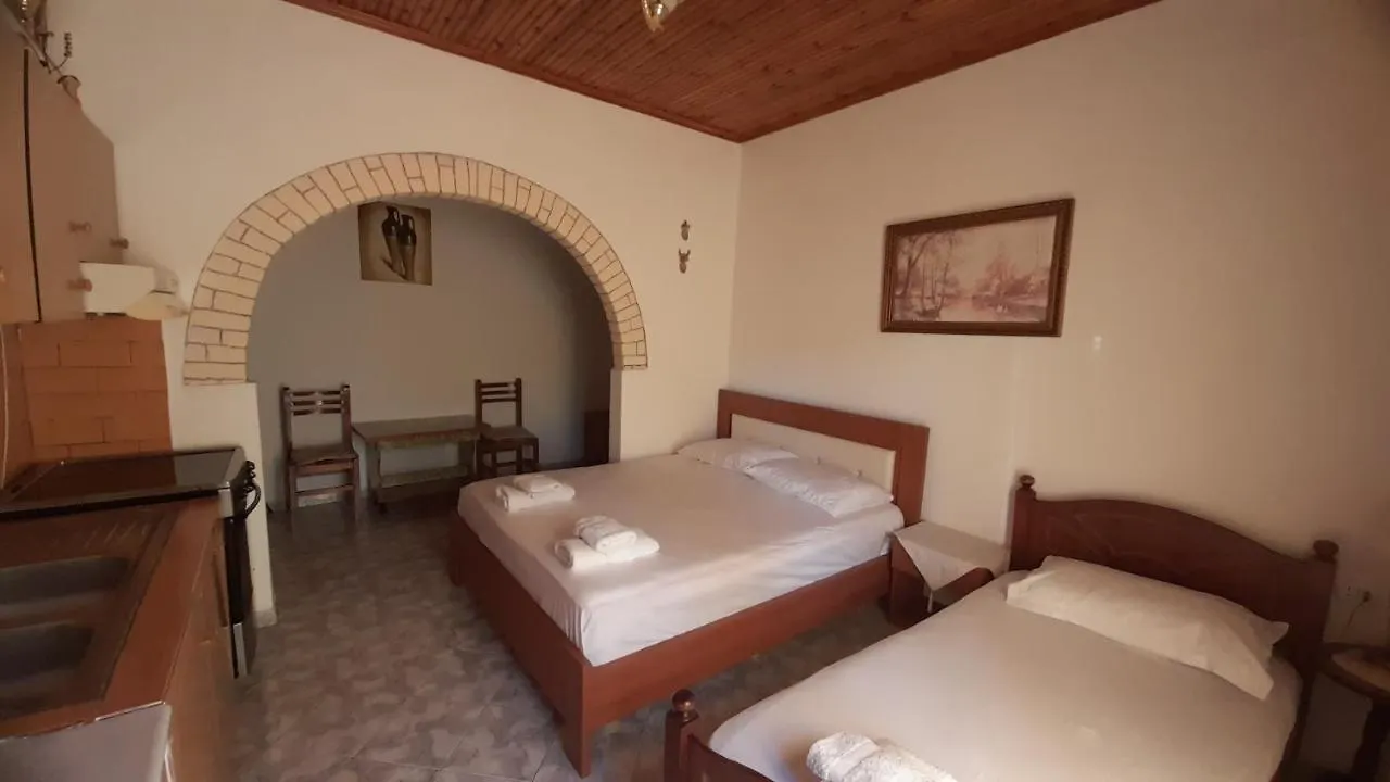 Honey-House “Kastrioti” Appartement Përmet Accommodatie bij particulieren