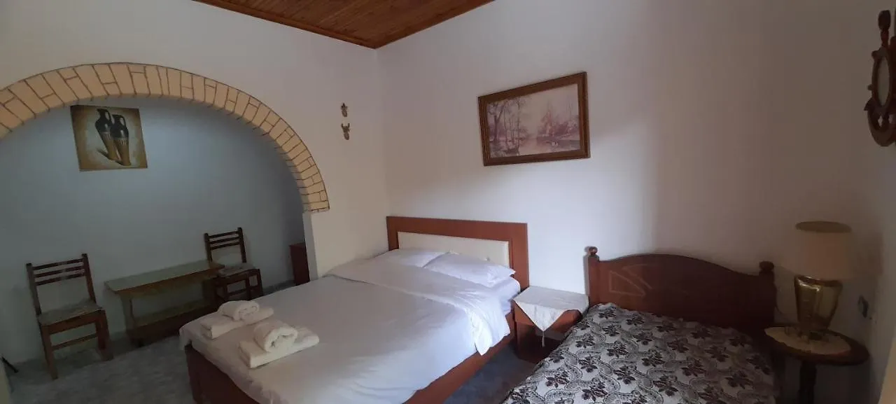 Honey-House “Kastrioti” Appartement Përmet Accommodatie bij particulieren